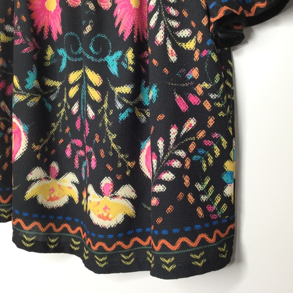 FLYING TOMATO Boho Floral Top Black Size Small - Picture 3 of 9
